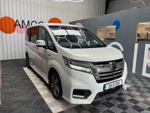 Honda Stepwagon MPV, Petrol Hybrid, 2020, White
