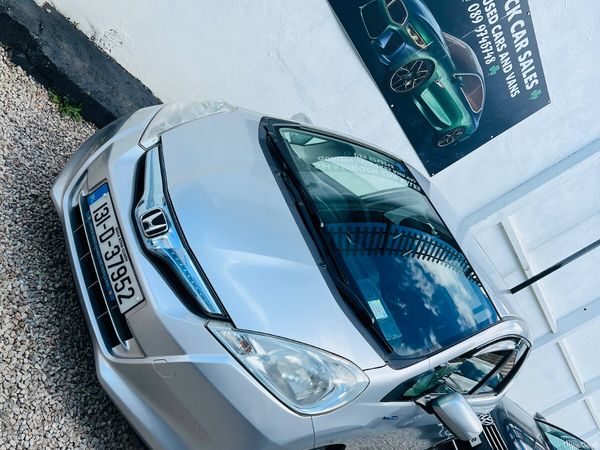 Honda Fit Hatchback, Petrol Hybrid, 2013, Silver