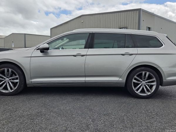 Volkswagen Passat Estate, Diesel, 2015, Silver