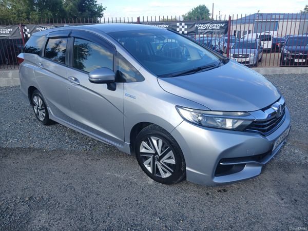 Honda Shuttle MPV, Petrol Hybrid, 2018, Silver
