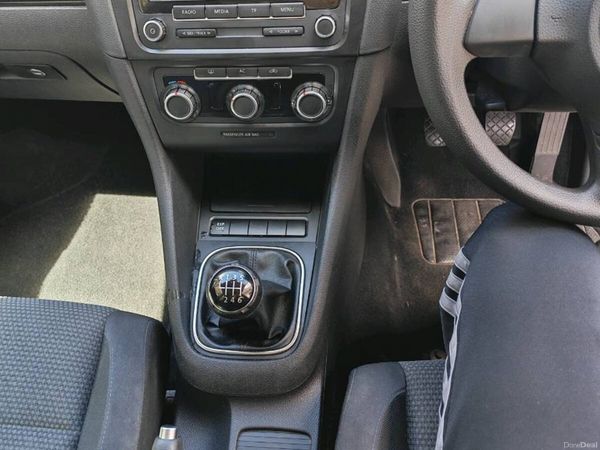 Volkswagen Golf Hatchback, Diesel, 2010, Silver