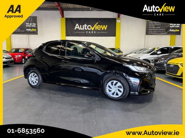 Toyota Yaris Hatchback, Petrol Hybrid, 2023, Black