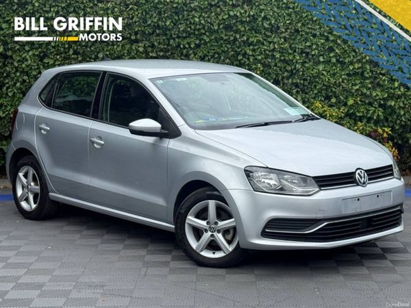 Volkswagen Polo Hatchback, Petrol, 2016, Silver