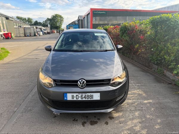 Volkswagen Polo Hatchback, Petrol, 2011, Grey