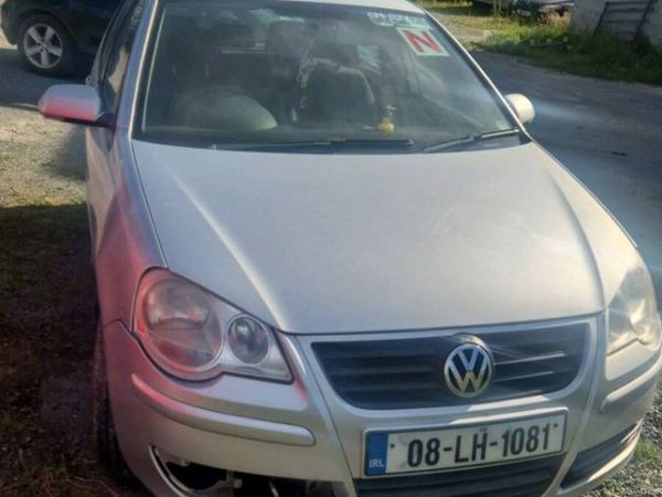 Volkswagen Polo Hatchback, Petrol, 2008, Silver