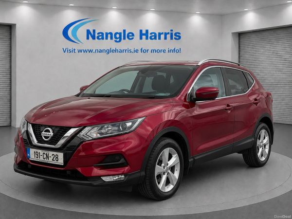 Nissan Qashqai MPV, Diesel, 2019, Red