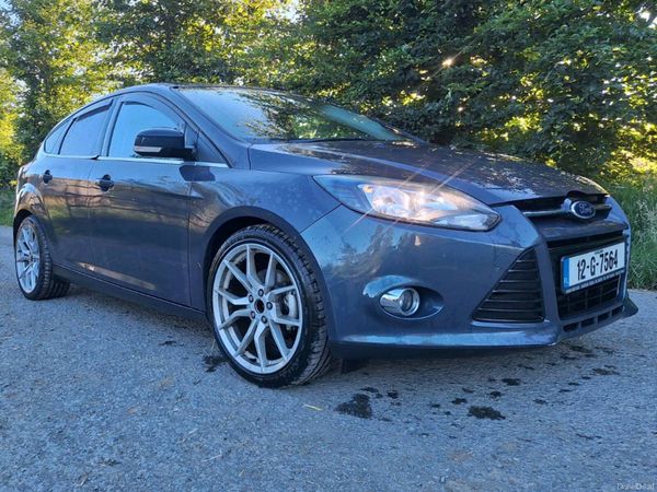 Ford Focus Hatchback, Diesel, 2012, Grey