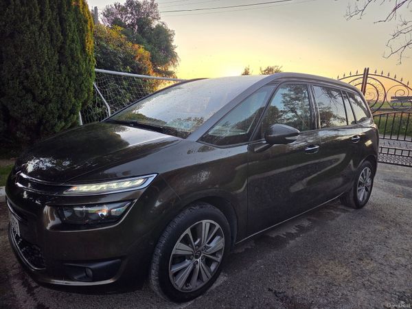 Citroen Grand C4 Picasso MPV, Petrol, 2015, Beige