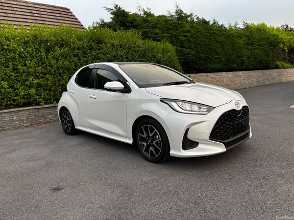 Toyota Yaris Coupe, Petrol, 2024, White
