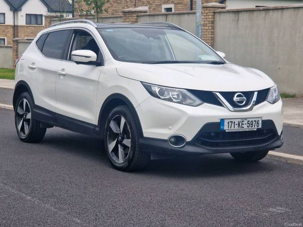 Nissan Qashqai SUV, Diesel, 2017, White