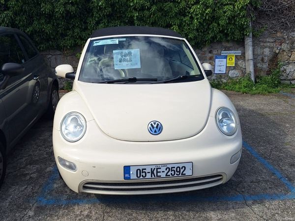 Volkswagen Beetle Convertible, Petrol, 2005, Beige
