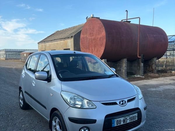 Hyundai i10 Hatchback, Petrol, 2008, Silver
