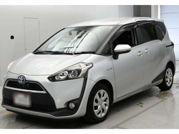Toyota Sienta MPV, Petrol Hybrid, 2017, Silver