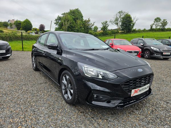 Ford Focus Hatchback, Diesel, 2018, Black