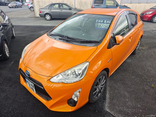 Toyota Aqua Hatchback, Petrol Hybrid, 2015, Orange