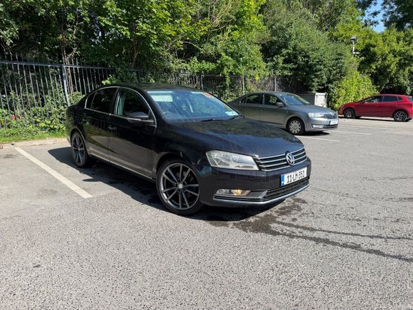 Volkswagen Passat Saloon, Diesel, 2011, Black
