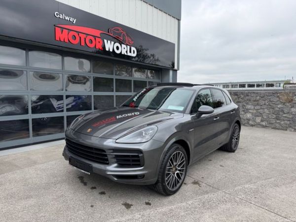 Porsche Cayenne SUV, Petrol Plug-in Hybrid, 2023, Grey