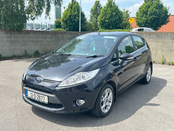 Ford Fiesta Hatchback, Petrol, 2012, Black