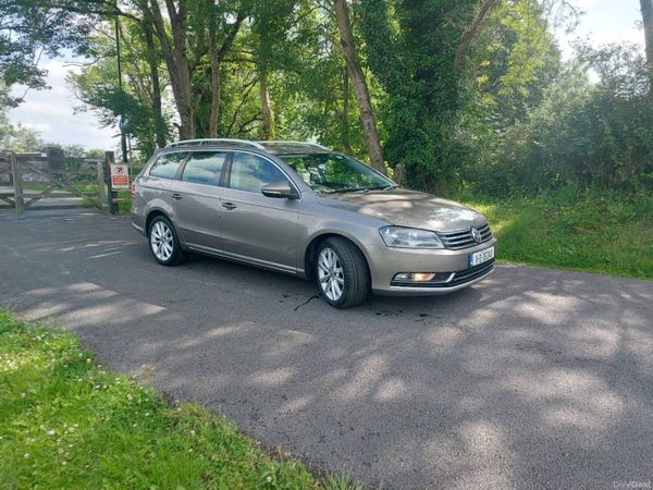 Volkswagen Passat Estate, Diesel, 2011, Brown