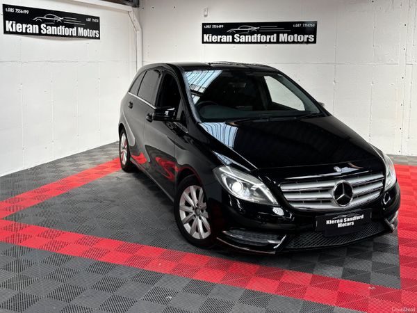 Mercedes-Benz B-Class Hatchback, Petrol, 2013, Black