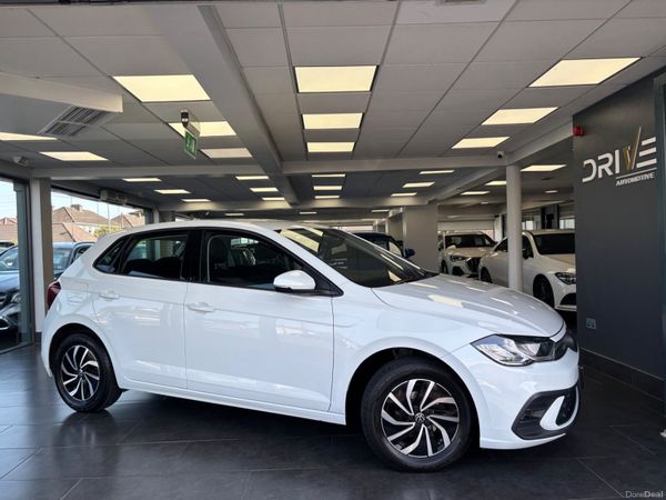 Volkswagen Polo Hatchback, Petrol, 2024, White