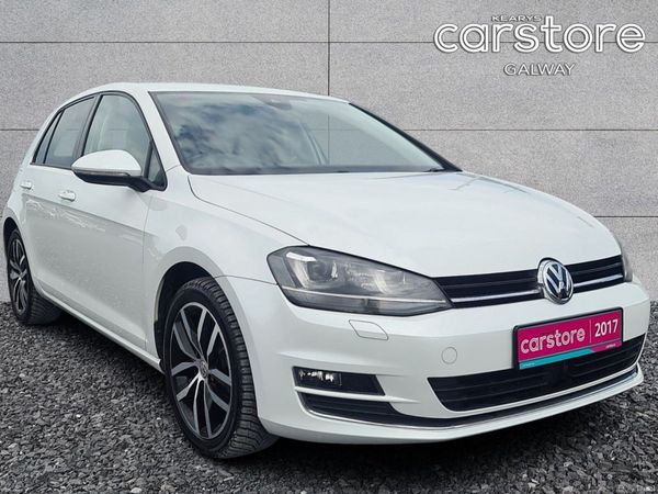 Volkswagen Golf Hatchback, Petrol, 2017, White