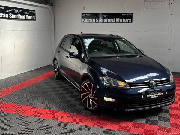 Volkswagen Golf Hatchback, Petrol, 2016, Blue
