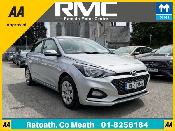 Hyundai i20 Hatchback, Petrol, 2019, Grey