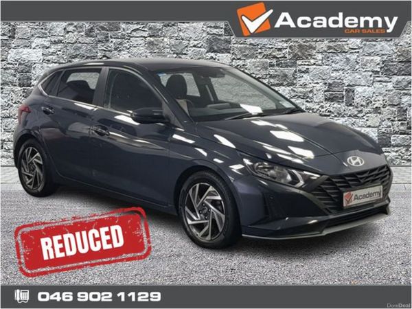 Hyundai i20 Hatchback, Petrol, 2024, Grey