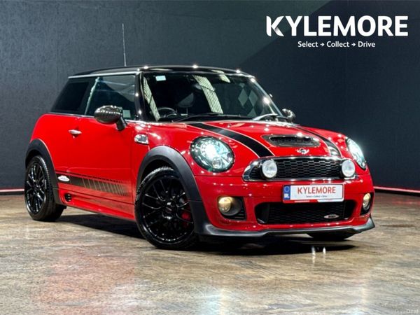 Mini Cooper Hatchback, Petrol, 2014, Red