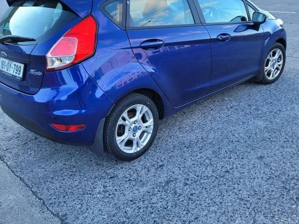 Ford Fiesta Hatchback, Diesel, 2016, Blue