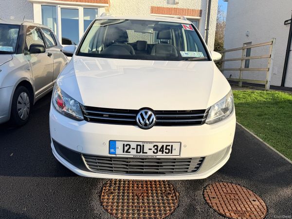Volkswagen Touran MPV, Diesel, 2012, White