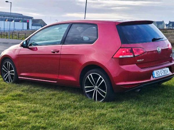 Volkswagen Golf Hatchback, Diesel, 2015, Red