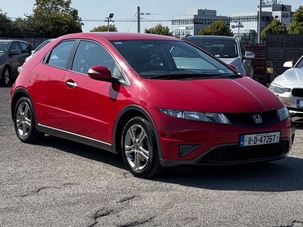 Honda Civic Hatchback, Petrol, 2011, Red
