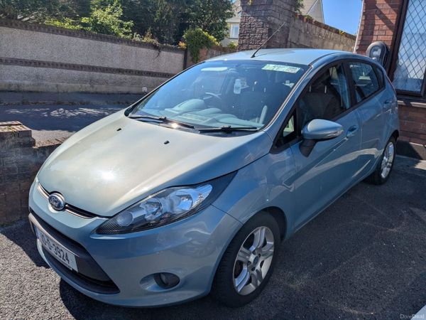 Ford Fiesta Hatchback, Petrol, 2010, Blue