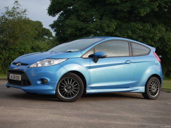 Ford Fiesta Hatchback, Diesel, 2010, Blue