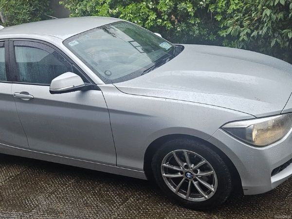 BMW 1-Series Hatchback, Diesel, 2015, Silver