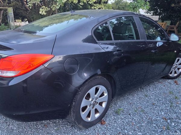 Opel Insignia MPV, Diesel, 2012, Black