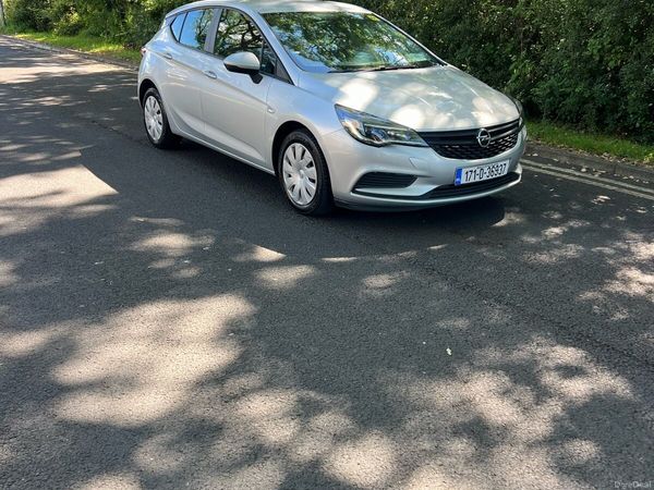 Opel Astra Hatchback, Petrol, 2017, Grey