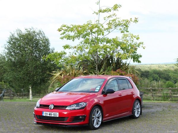 Volkswagen Golf Estate, Petrol, 2013, Red