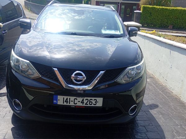 Nissan Qashqai Hatchback, Diesel, 2014, Black