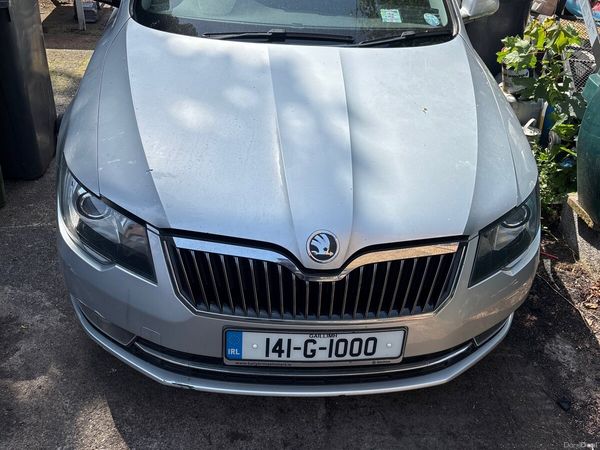 Skoda Superb Saloon, Diesel, 2014, Silver