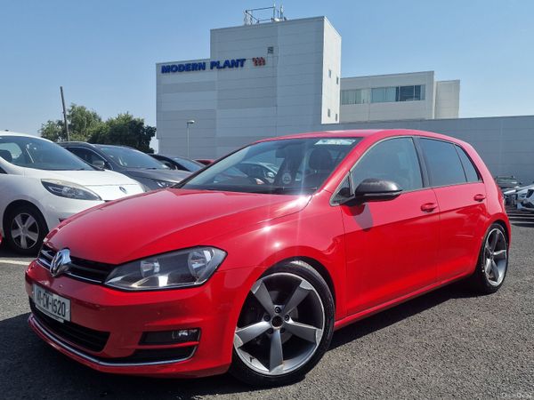Volkswagen Golf Hatchback, Diesel, 2014, Red