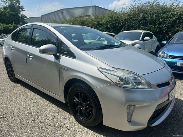 Toyota Prius Hatchback, Petrol Hybrid, 2015, Silver