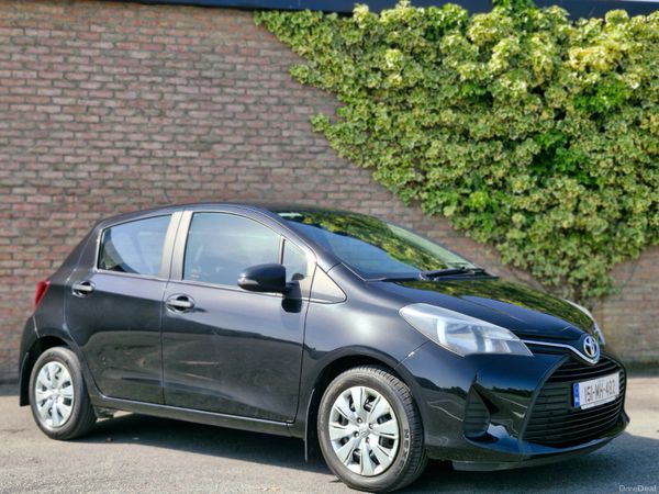 Toyota Yaris Hatchback, Petrol, 2015, Black