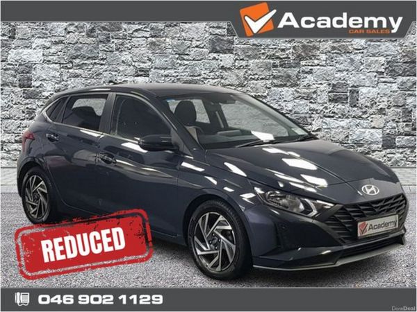 Hyundai i20 Hatchback, Petrol, 2024, Grey