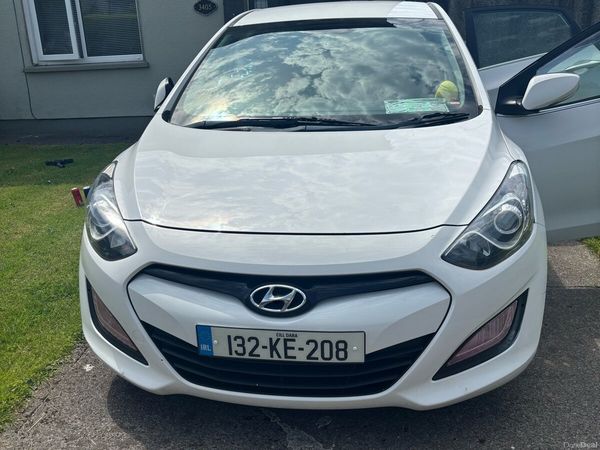 Hyundai i30 Hatchback, Diesel, 2013, White