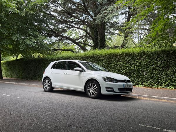 Volkswagen Golf Hatchback, Petrol, 2016, White
