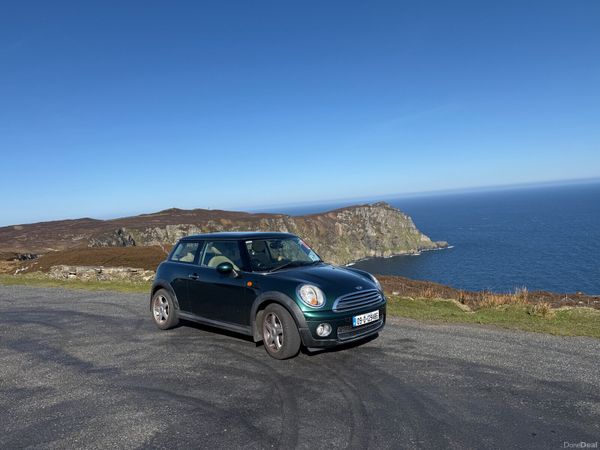 Mini Cooper Hatchback, Diesel, 2009, Green