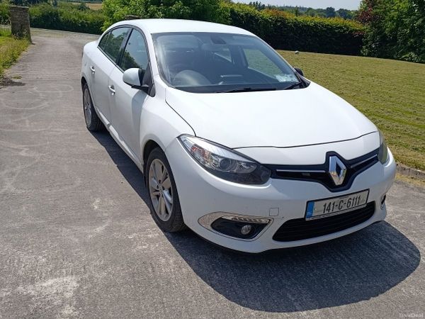 Renault Fluence Saloon, Diesel, 2014, White